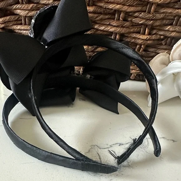 3 Set of 2 Elegant Black, White, and Purple Glitter/Shimmer Bow Headbands - Picture 2 of 4